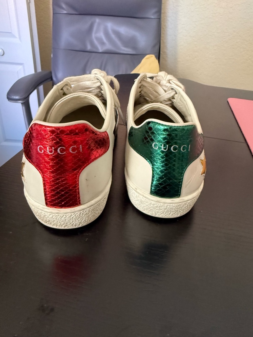 Gucci White Leather Sneakers with Red Stars and Green-Red Web - Picture 5 of 7